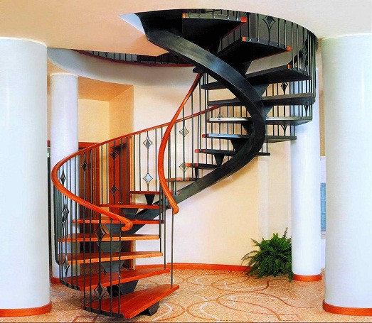 Стильные варианты дизайна лестницы в доме